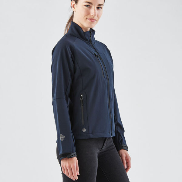 WOMEN'S ULTRA-LIGHT SHELL Thumbnail